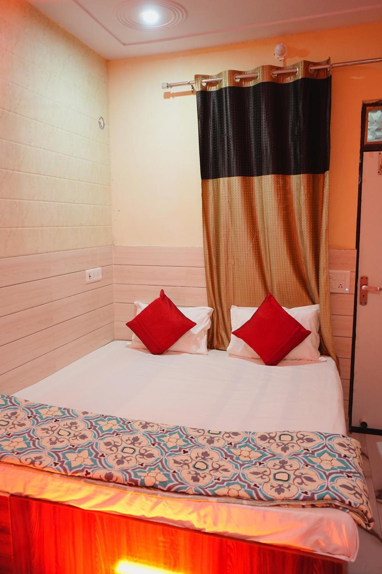 Walkinn Homestay Near Taj Mahal Homestay Tajganj