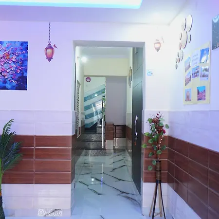 Walkinn Homestay Near Taj Mahal Tajganj Exterior photo